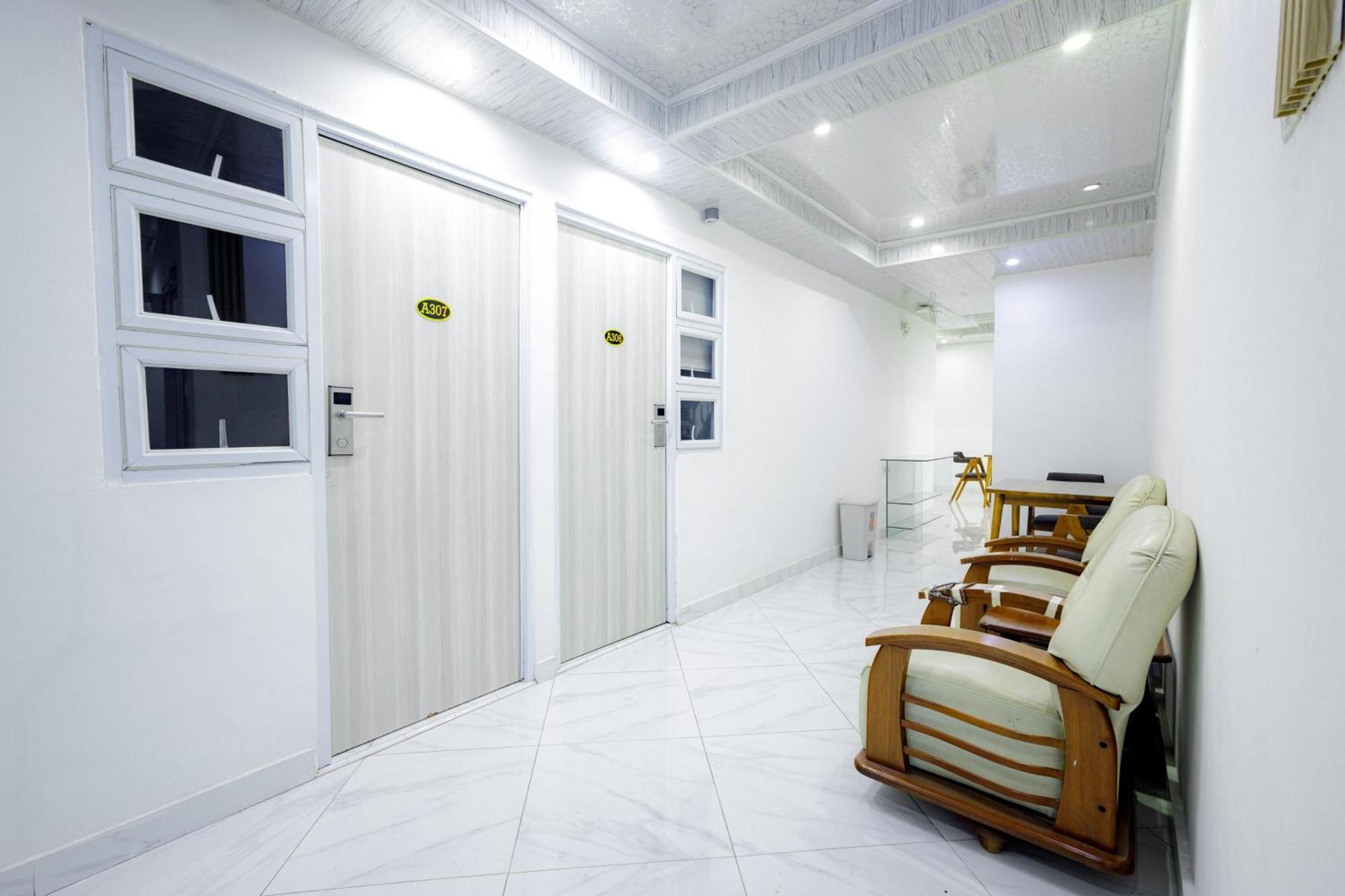 Urbanview Hotel Kota Tua Jakarta Exterior photo